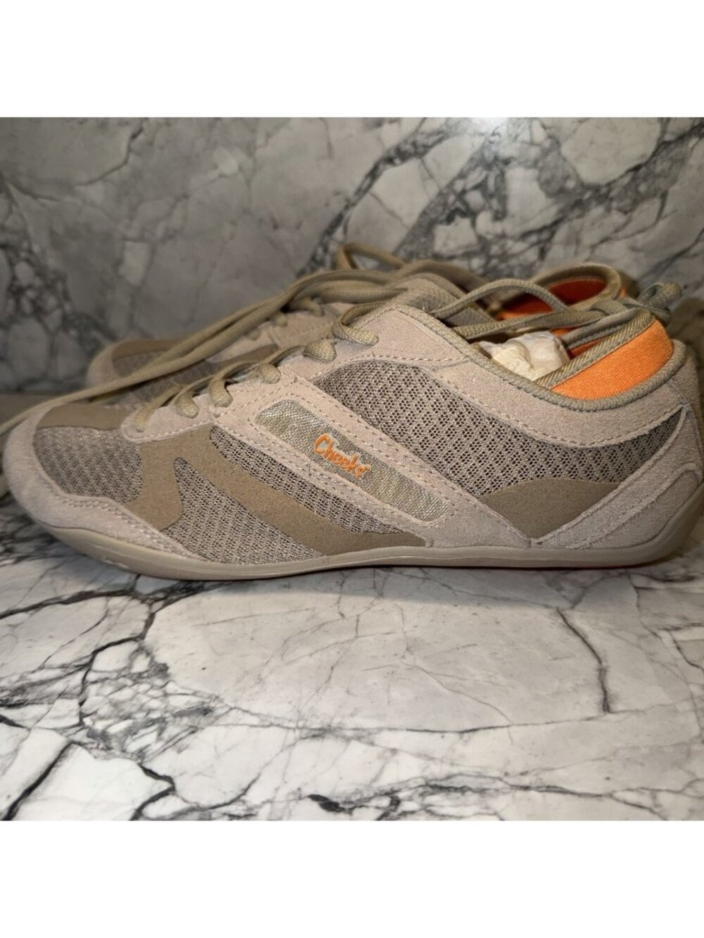 Tony Little Cheeks Women’s Size 10 Fit Body Tan Orange Sneaker Shoes Minimalist